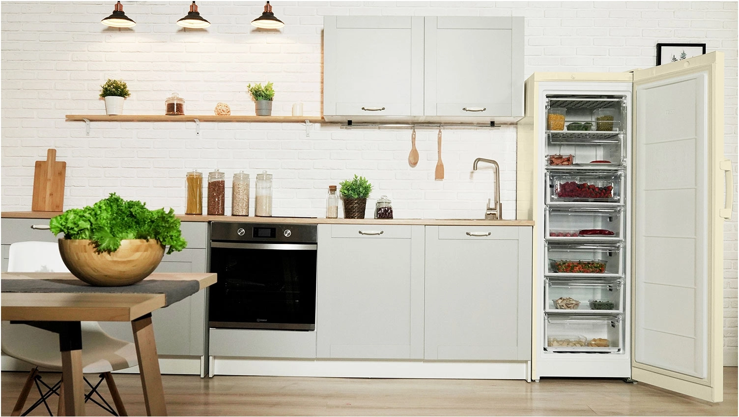 Морозильник Indesit DSZ 5175 E бежевый (869892600060)