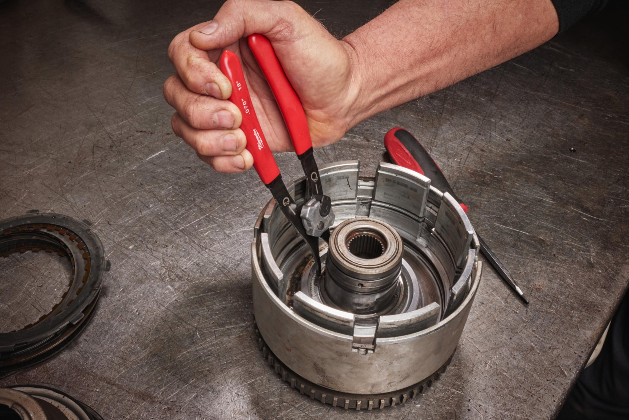 Съемник Milwaukee 4932492490