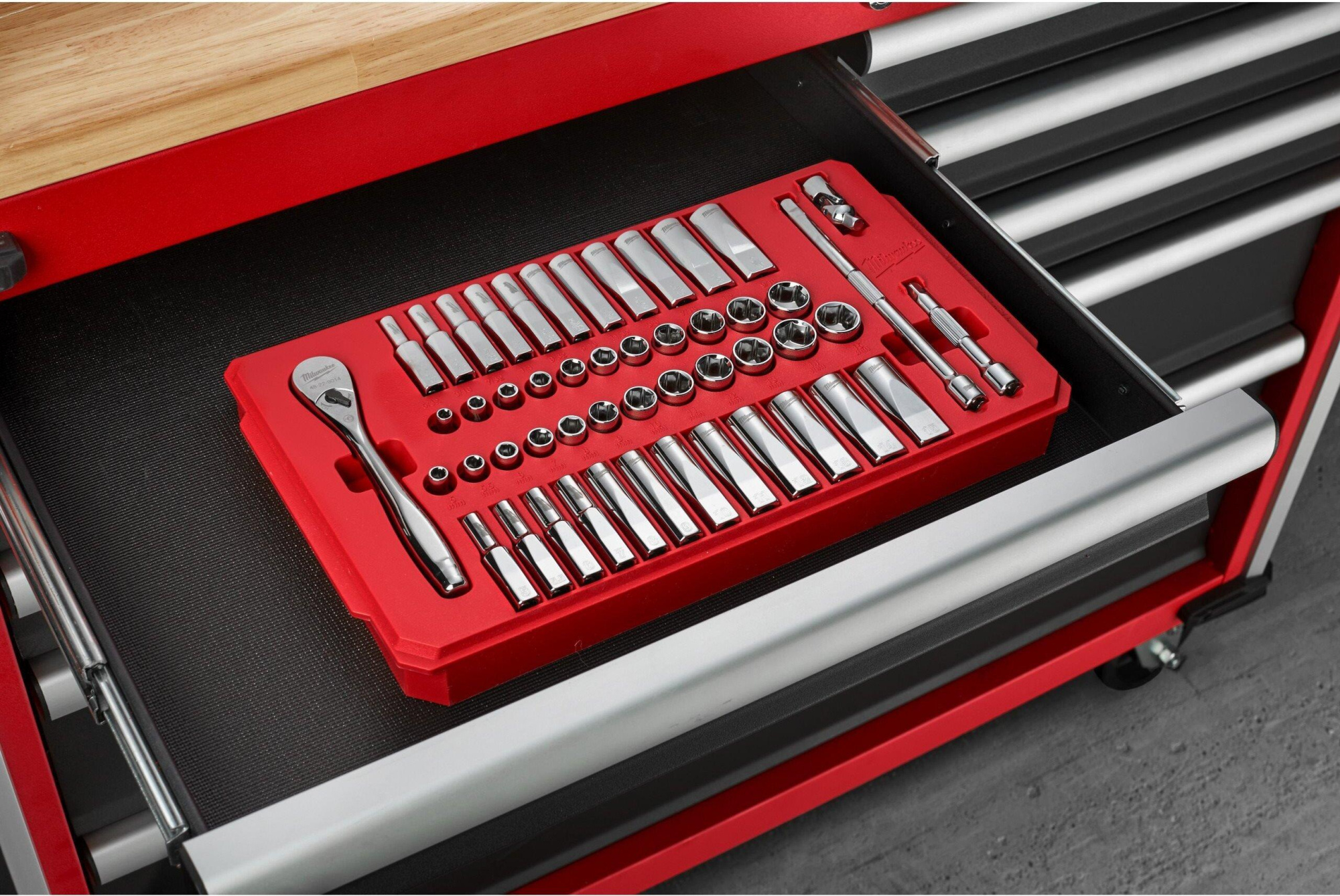 Набор трещотка с головками Milwaukee 4932478812