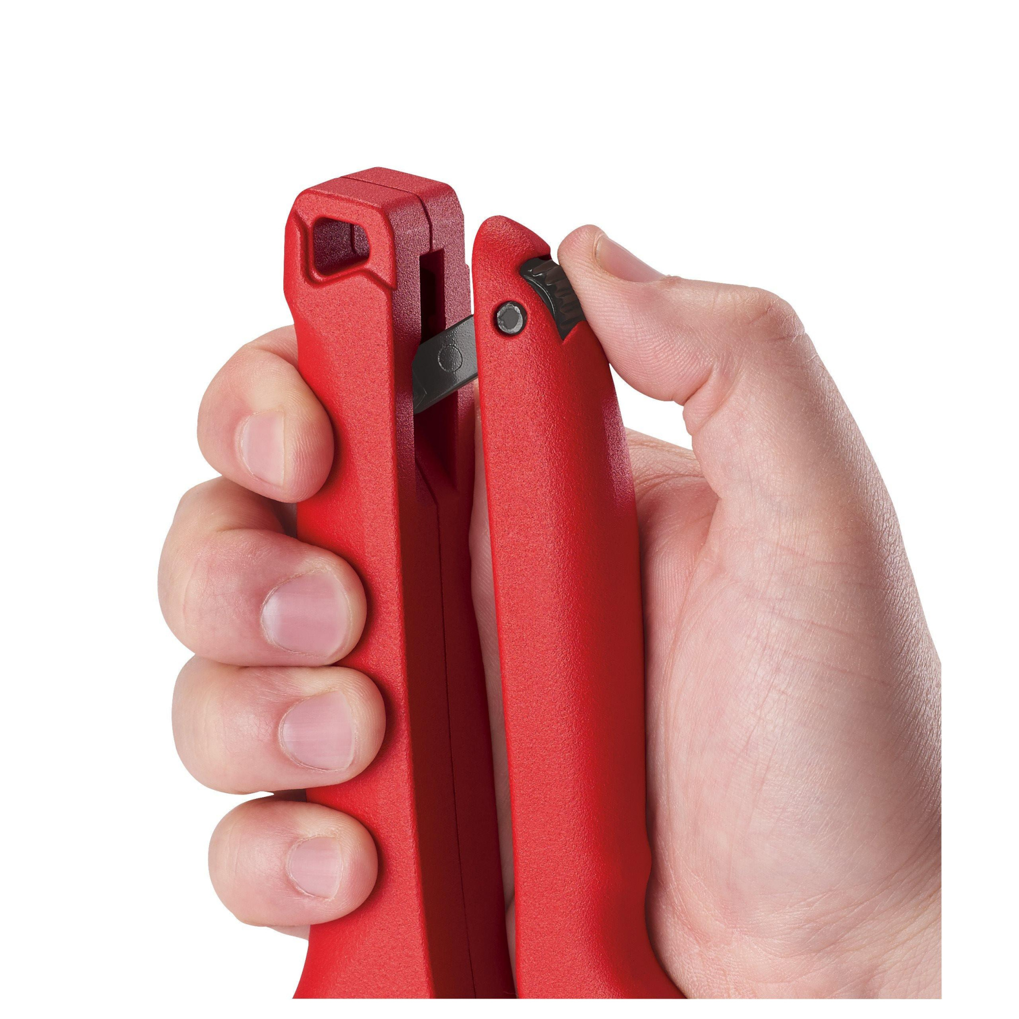 Труборез Milwaukee 4932464173