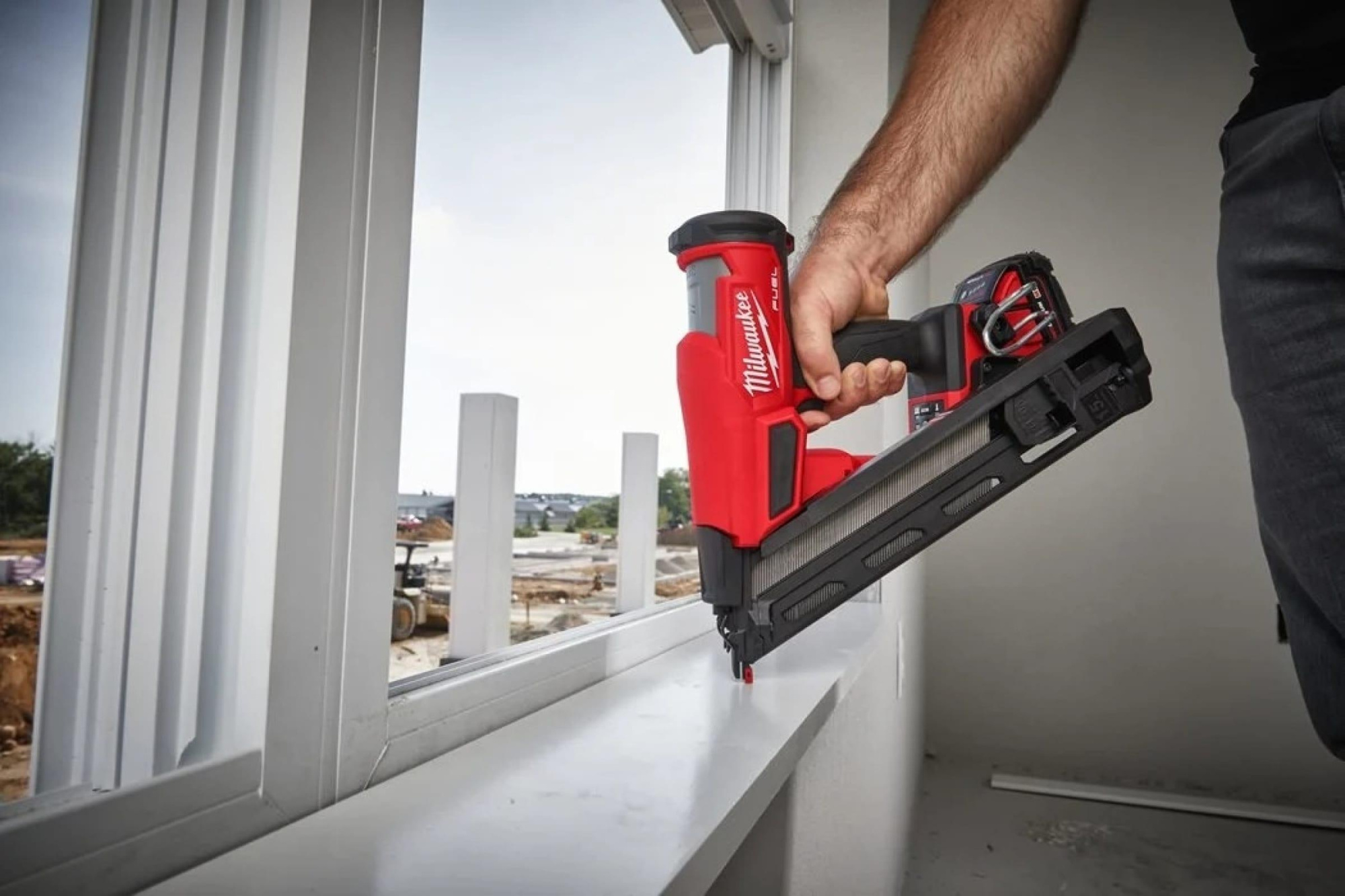 Аккумуляторный нейлер Milwaukee M18 FN15GA-0X (4933478091)