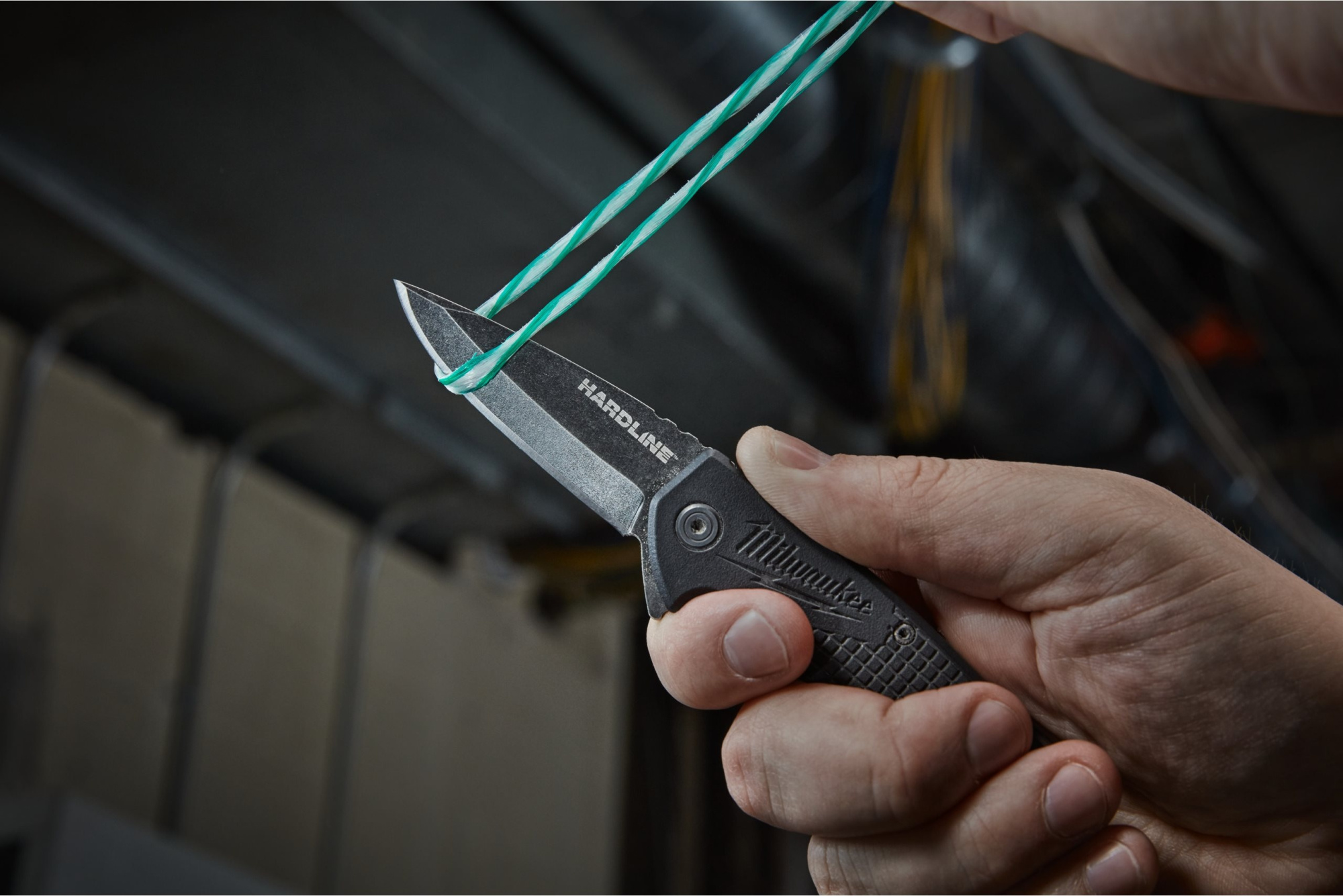 Нож Milwaukee Hardline 64мм (4932492452)